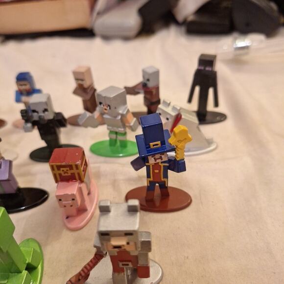 2020 Minecraft Nano Metalfigs Die-Cast Set of 19 - Picture 5 of 5